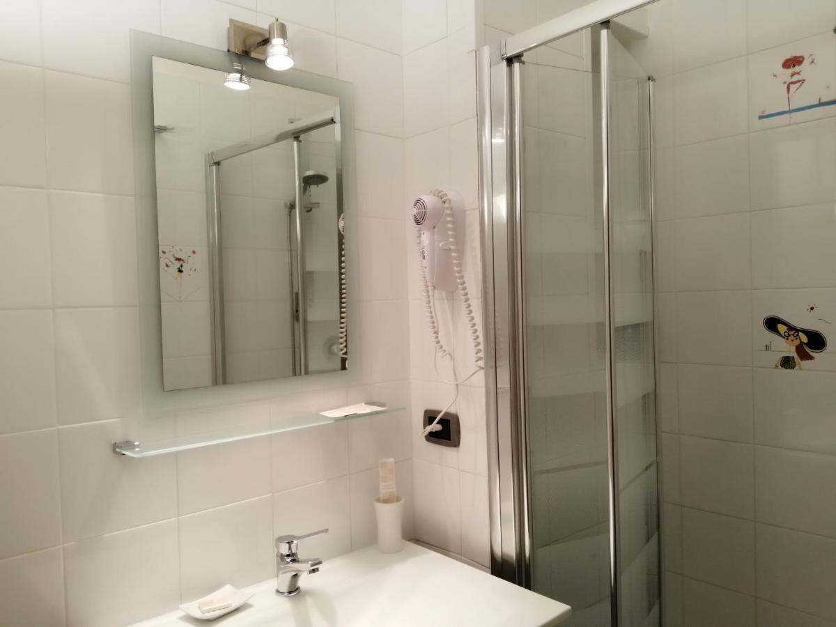 B&B Carolina Napoli-Vomero المظهر الخارجي الصورة