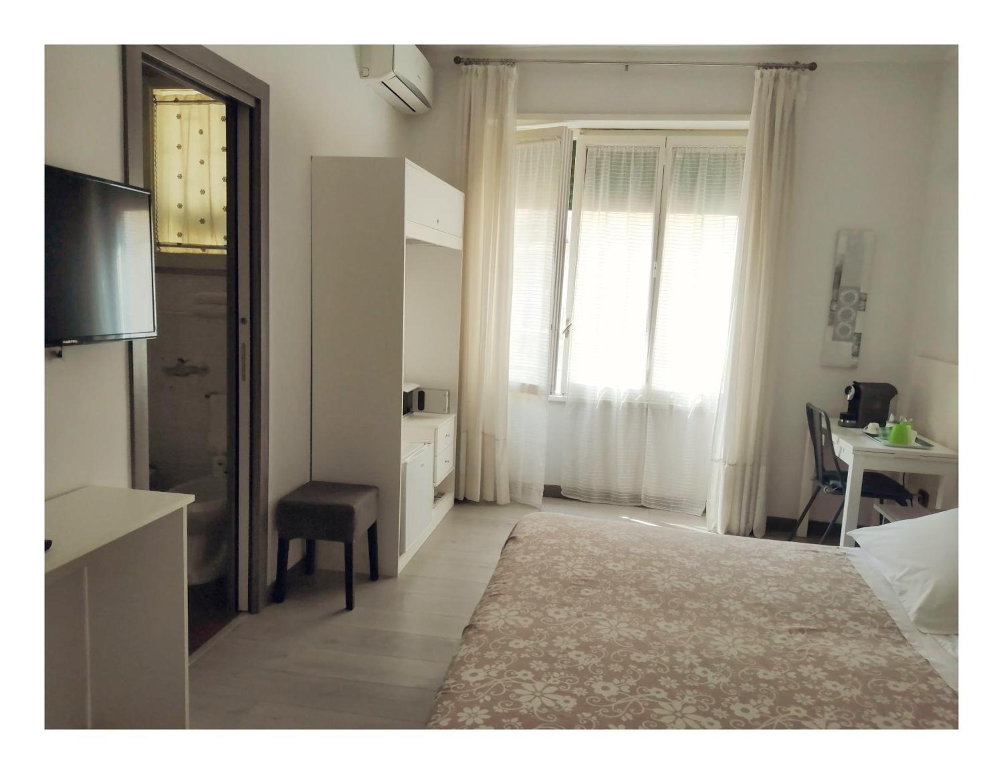 B&B Carolina Napoli-Vomero المظهر الخارجي الصورة